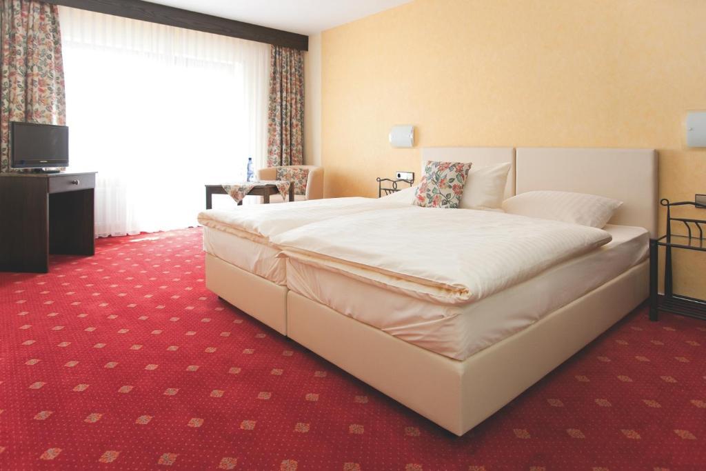 Hotel Klinkner Emmelshausen Værelse billede